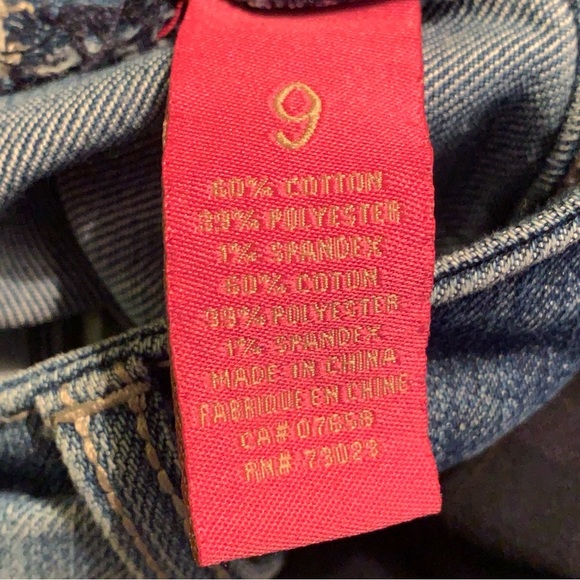 Almost Famous Cutoff Denim Jean Shorts - Picture 5 of 5